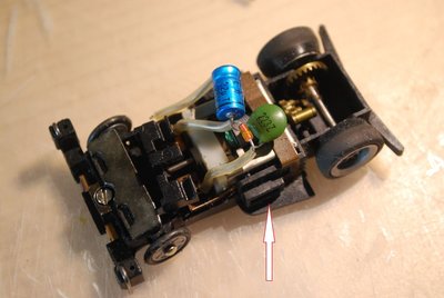 Bus-Chassis, breitere Halterung