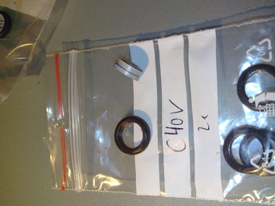 Ortmann Reifen 40V mit nach innen versetztem Steg für die Carrera Servo 140 Felge mit nach innen versetzter Nut