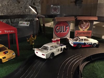 Haarnadel mit Werbung