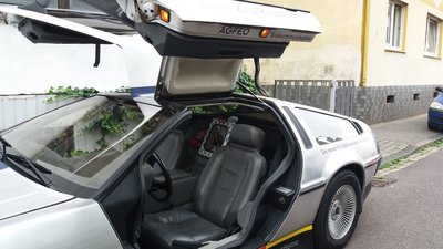 AGFEO DeLorean.jpg