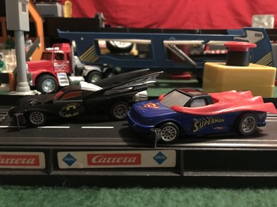 637E8E98-B067-4518-9447-4E94E271ED54.jpeg (2.38 MiB) 8764 mal betrachtet Batman vs Superman