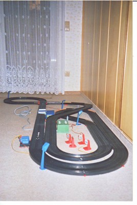 Bert_Servo_03.JPG (198.88 KiB) 9379 mal betrachtet Weihnachten 1990