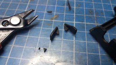 20200625_142756.jpg (2.7 MiB) 7717 mal betrachtet Aus Chassis-Resten geschnitten.