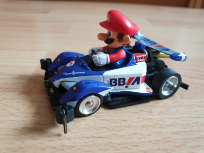 Super Mario