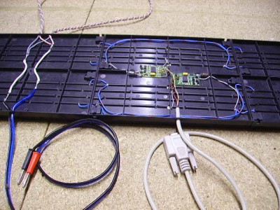 IMGP0703.JPG (62.03 KiB) 7181 mal betrachtet Impulsschiene und Anschlußschiene von unten