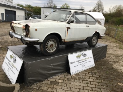 051E1AD0-10EE-48E7-80A6-82BE4E30753A.jpeg (3.23 MiB) 5497 mal betrachtet Beim Feierabendspaziergang im Dorf entdeckt. Passt irgendwie hierher