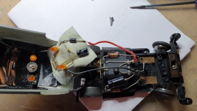 20210507_070551.jpg (2.16 MiB) 6437 mal betrachtet Hier mit zwei Blink-Led eingebaut.