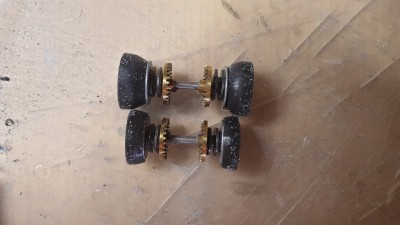 Mit extra schmalen Reifen