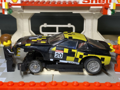 IMG_5645.jpeg (1.71 MiB) 4157 mal betrachtet Beim Hindi #20 wird die Karosserie angepasst.